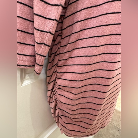 Motherhood Maternity Size M Blush Nude Pink Ruched Soft Jersey Knit Tunic Top - Picture 4 of 10